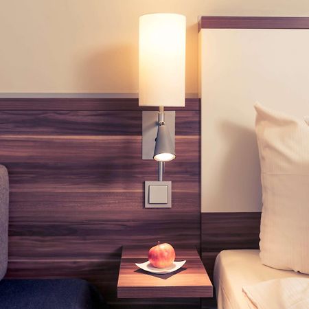 Mercure Hotel Saarbruecken Sued Стая снимка