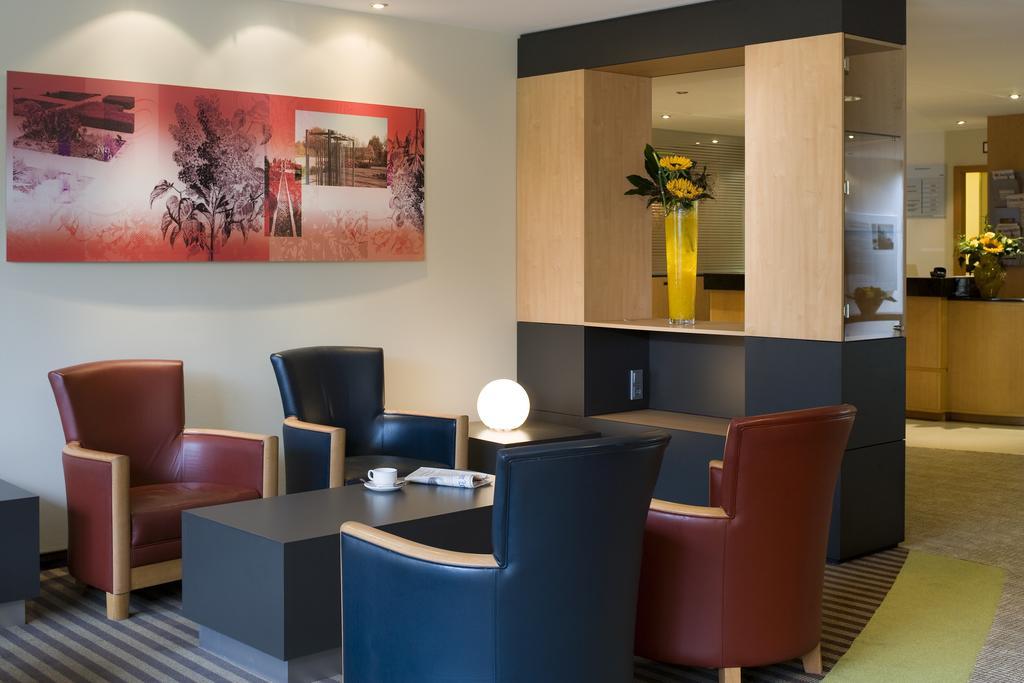 Mercure Hotel Saarbruecken Sued Интериор снимка